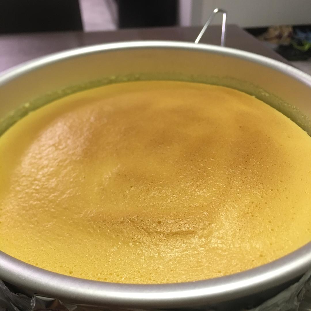 不开裂不回缩不掉皮的酸奶水浴法蛋糕