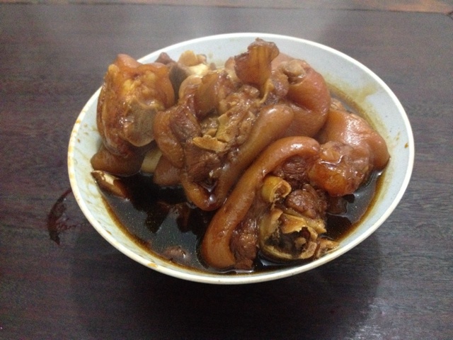 红焖猪蹄