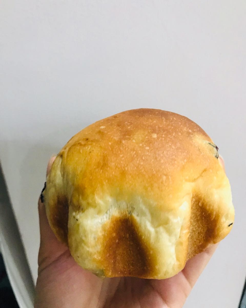 蓝莓奶酪面包