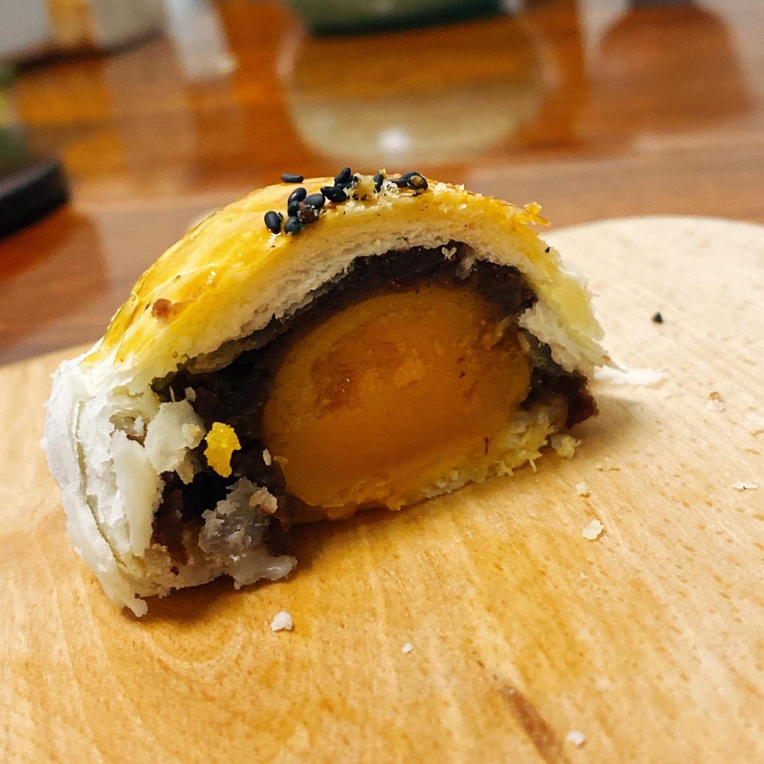 免揉免松弛超快手不破酥不混酥的蛋黄酥—新手一看包会