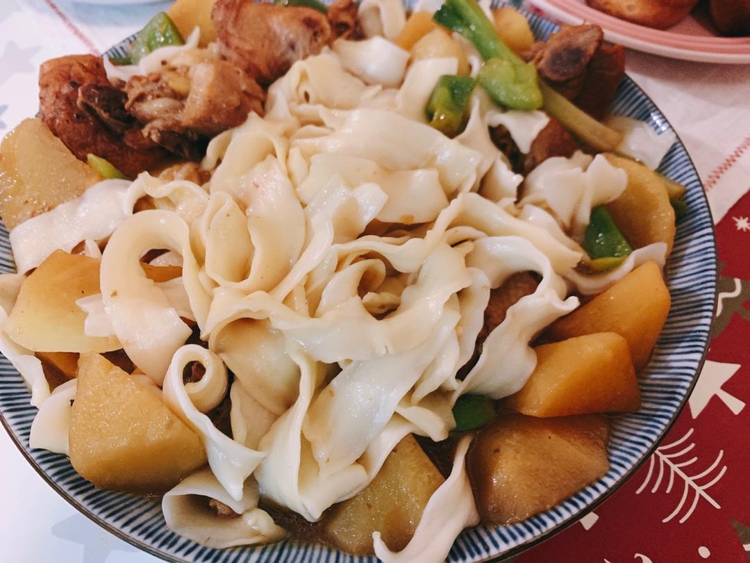 美食台｜大盘鸡