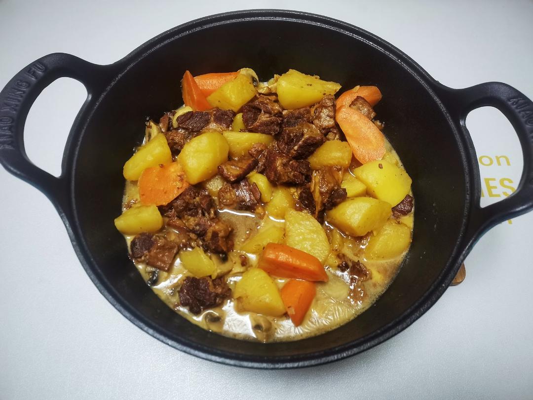 牛肉炖土豆