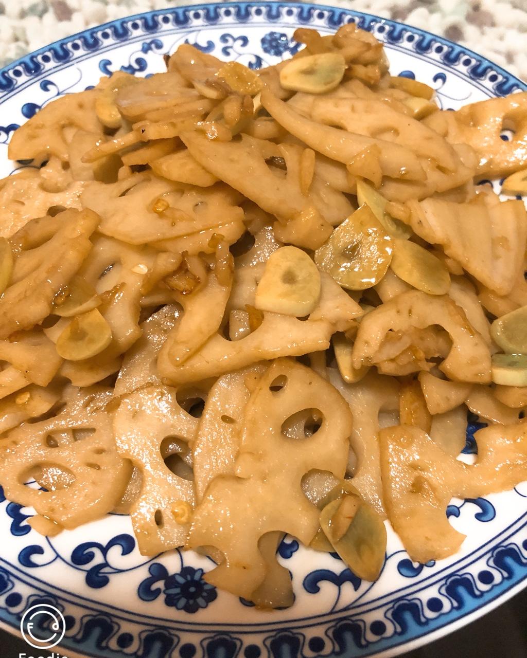 良家人做的腊八蒜炒藕片