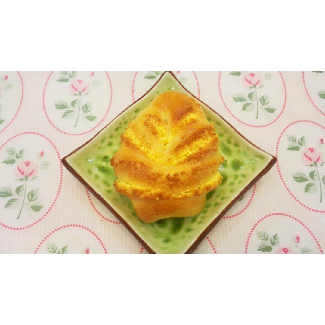 椰蓉叶子面包
