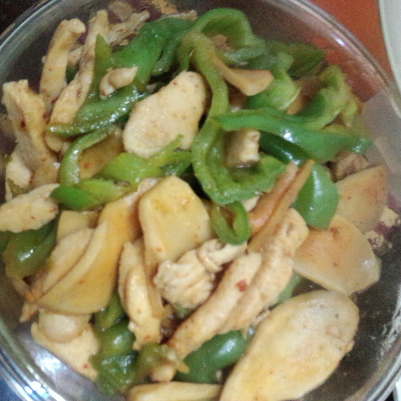 青椒炒鸡脯
