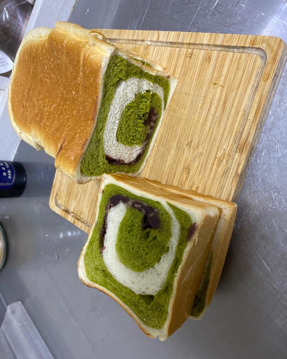 蜜豆抹茶双色吐司（波兰种）