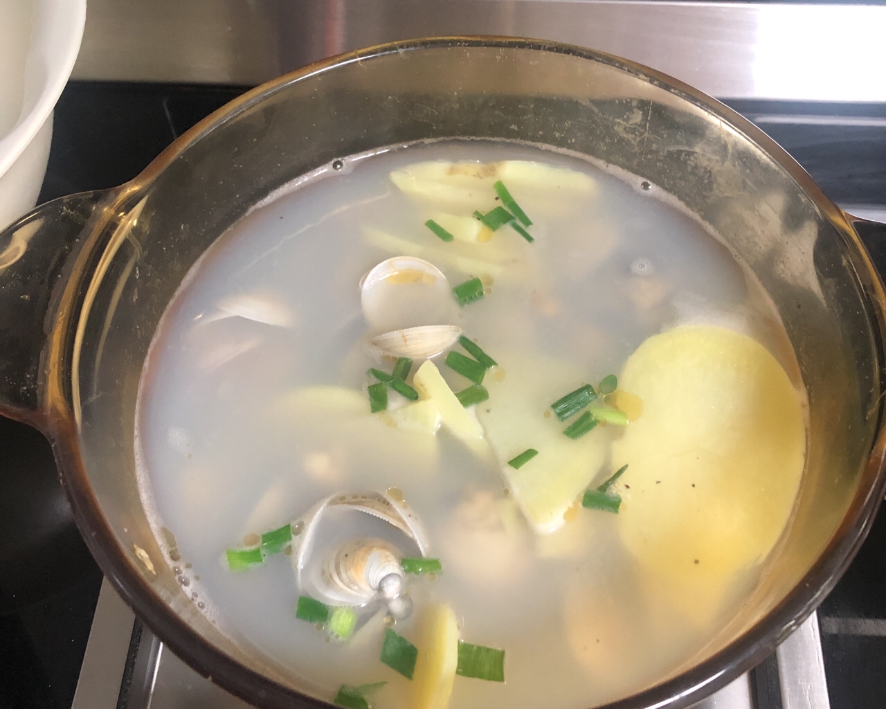 土豆蛤蜊羹的做法
