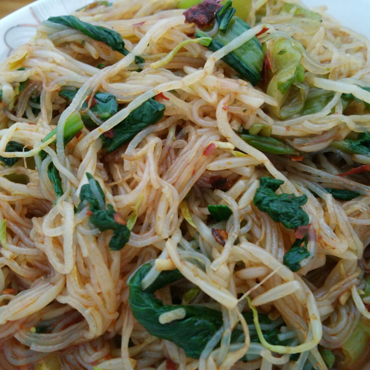 豆芽菠菜拌粉丝