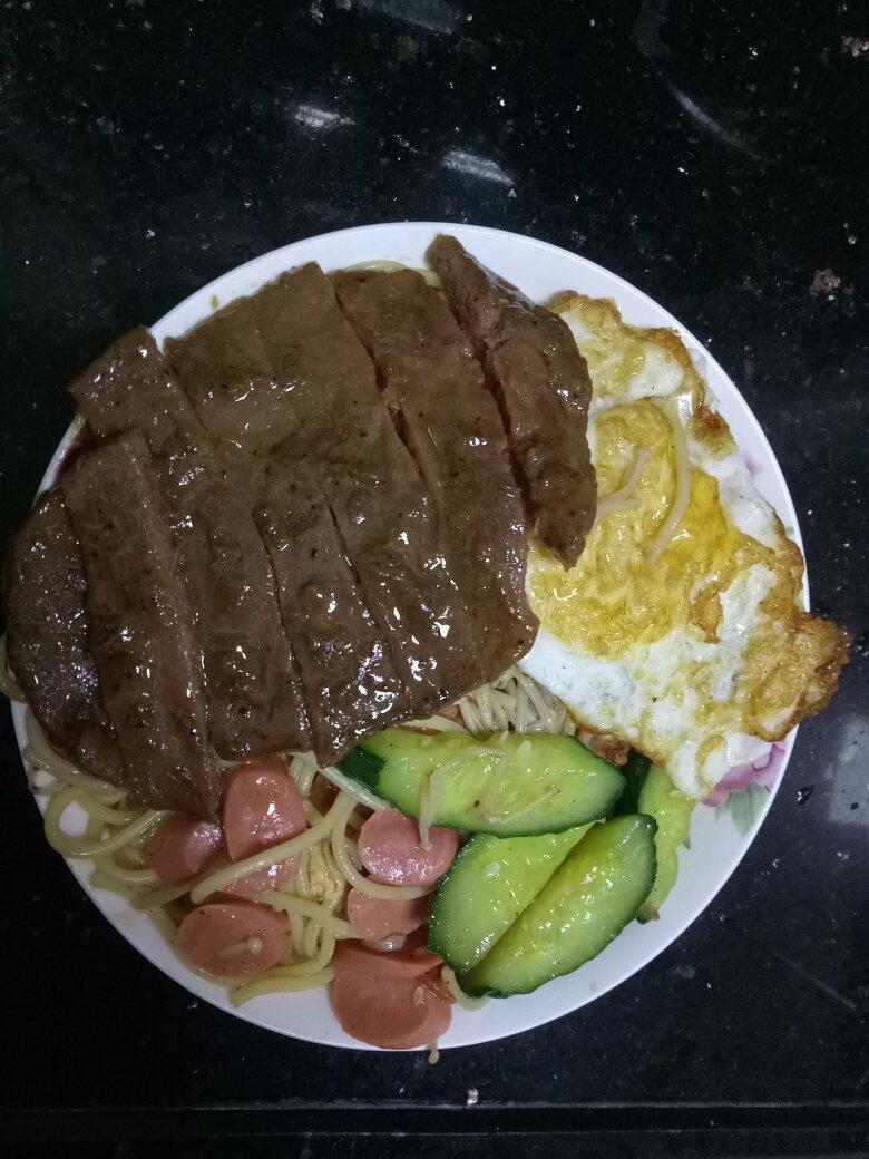 黑椒牛排