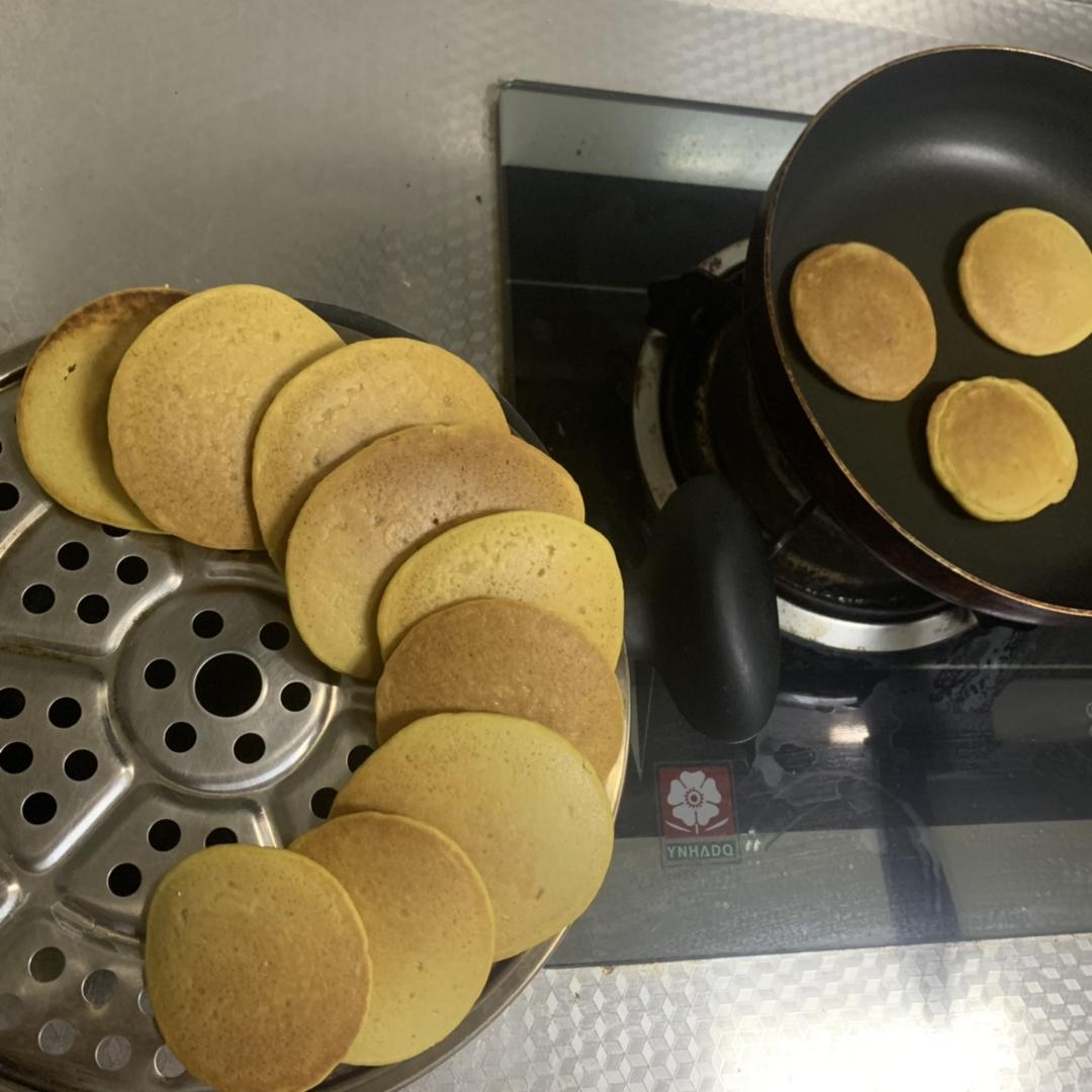 粗粮细做，玉米面最好吃的做法，5分钟搞定家人早餐，比油条好吃