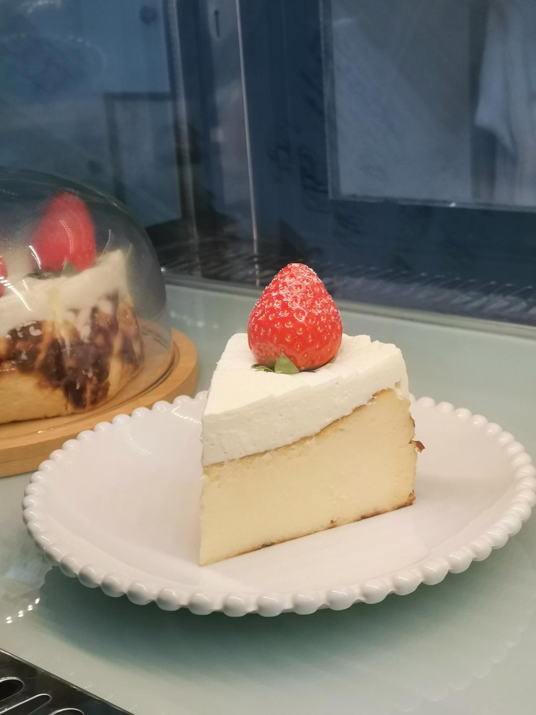 小山进公开食谱-使用大量牛奶，无淡奶油的巴斯克乳酪蛋糕