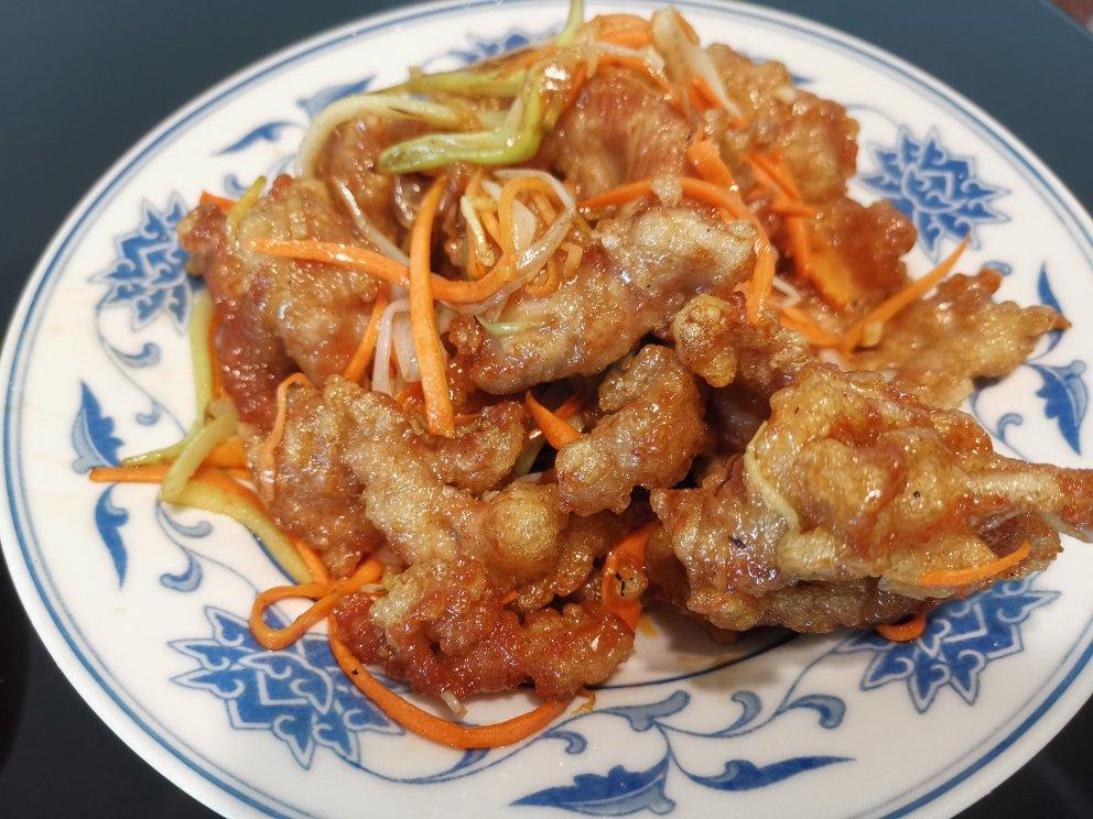 每个东北人心里，都会给「锅包肉」留一块位置。