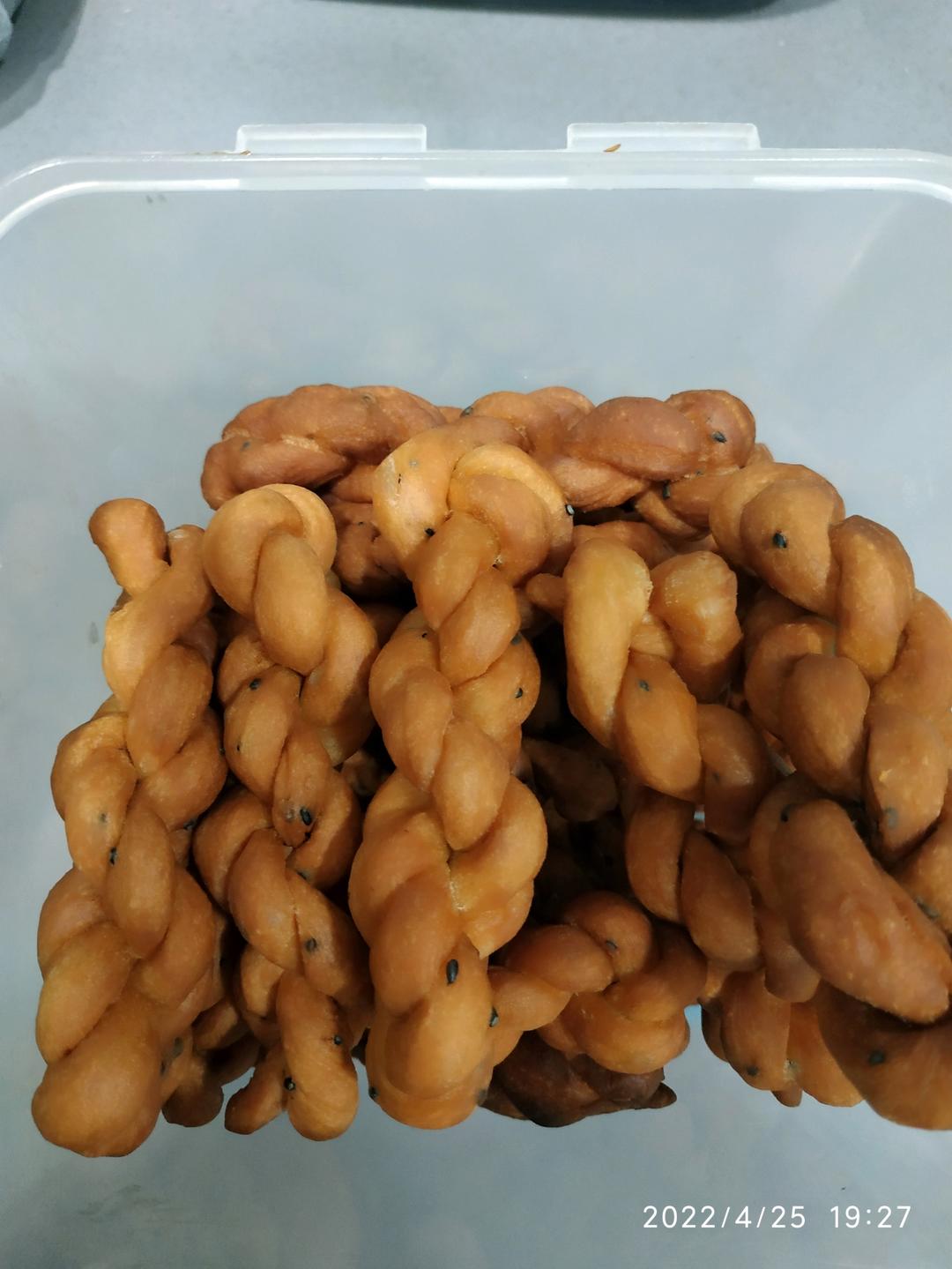 不加水的香酥小麻花（家庭版）