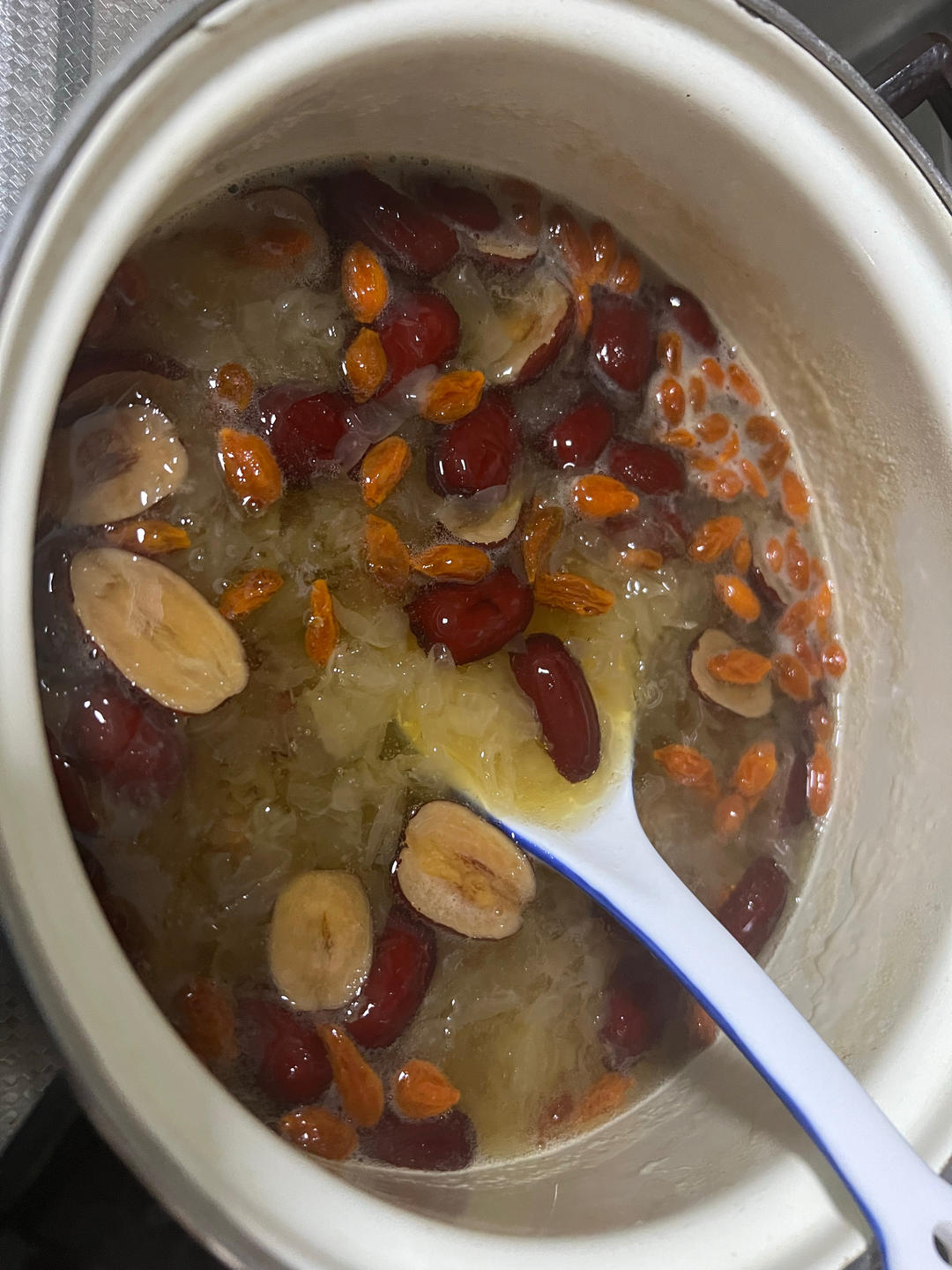 怎样煮出胶的银耳羹