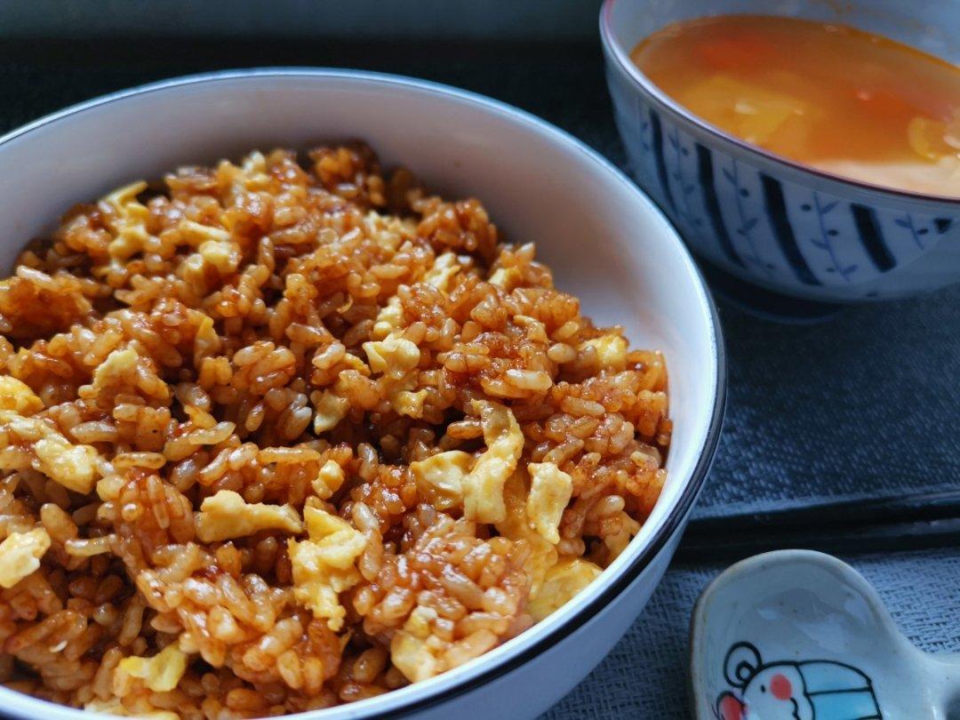 酱油炒饭(超级简单)