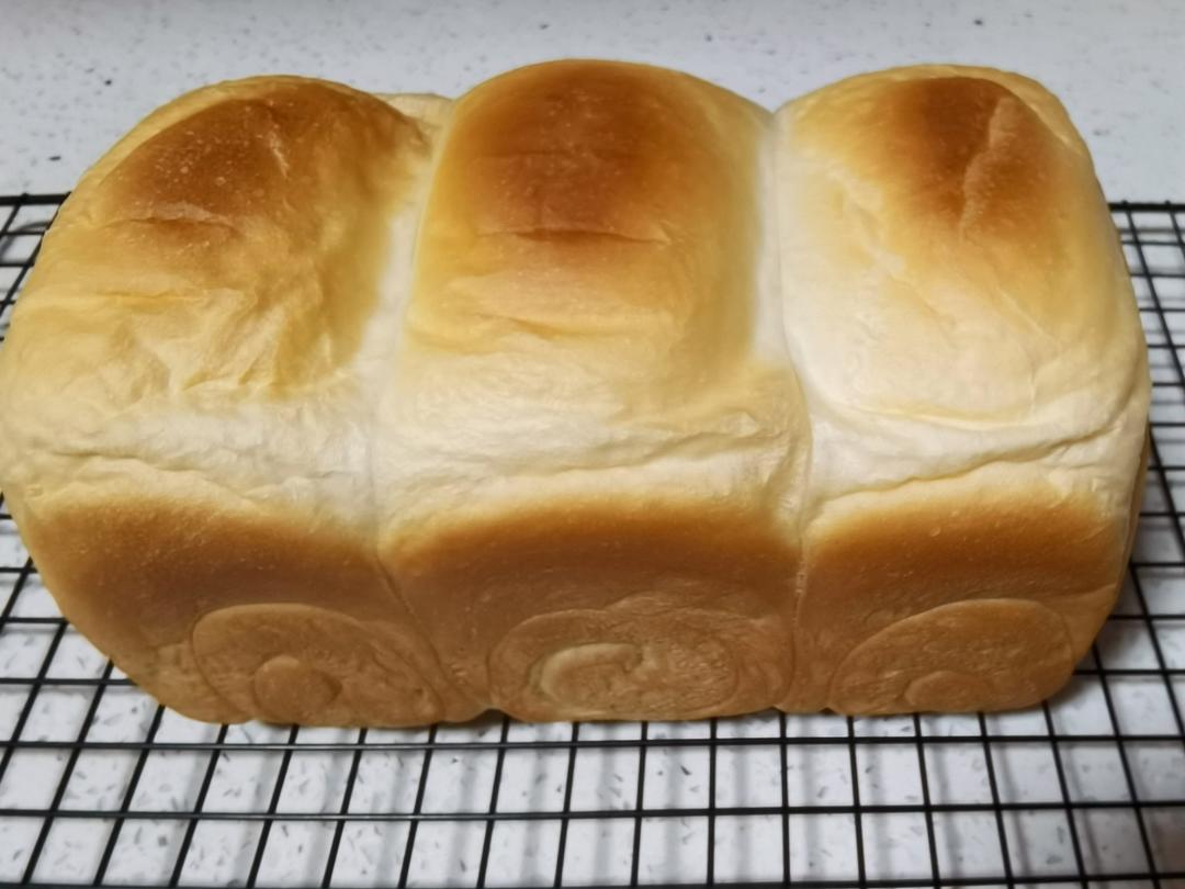 《Tinrry+》软绵绵的白吐司