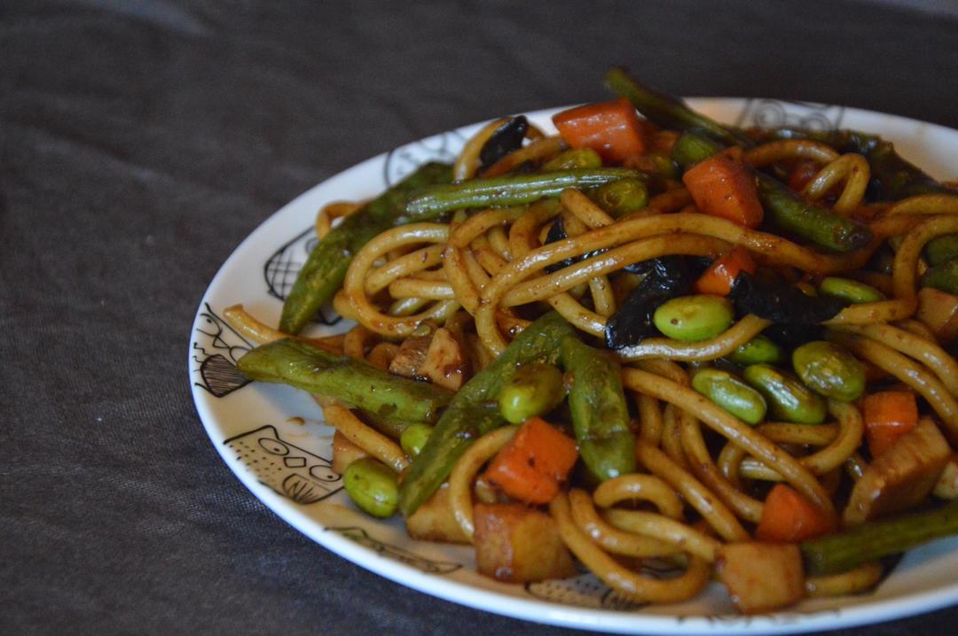 纯素豆角焖面