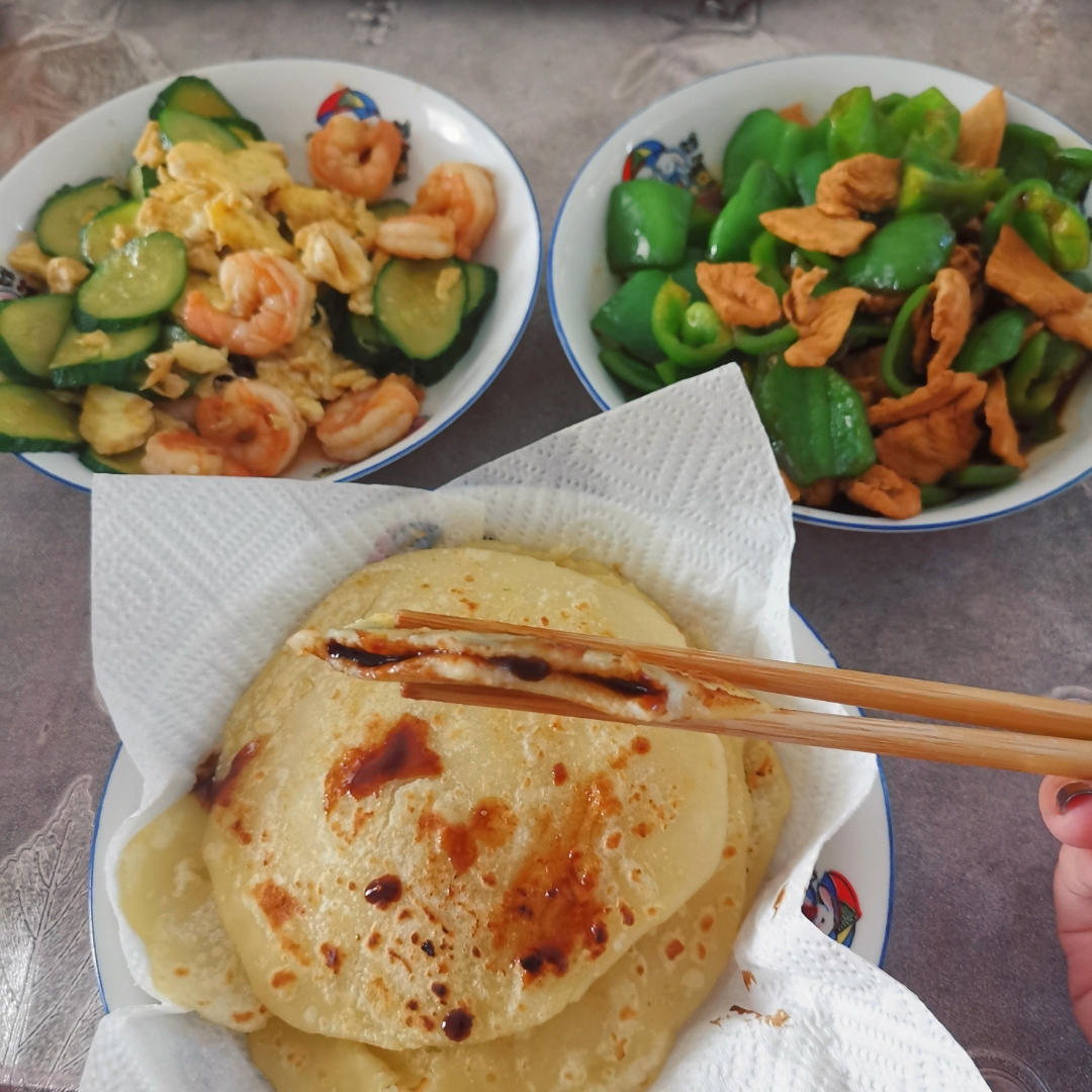 烫面小糖饼 柔软劲道 凉了也不硬 做法简单一看就会 附细节视频详解