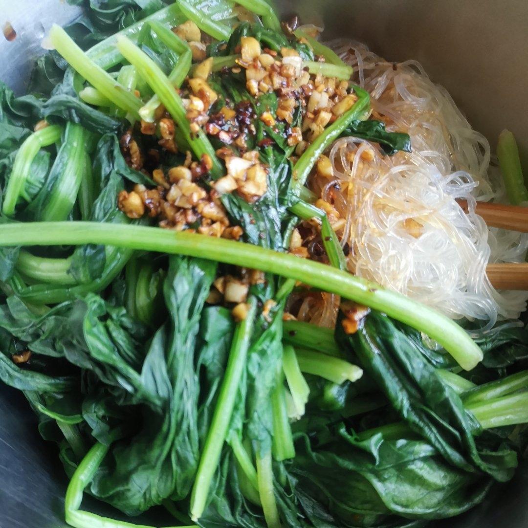 万能凉拌菜料汁（凉拌菠菜粉丝）