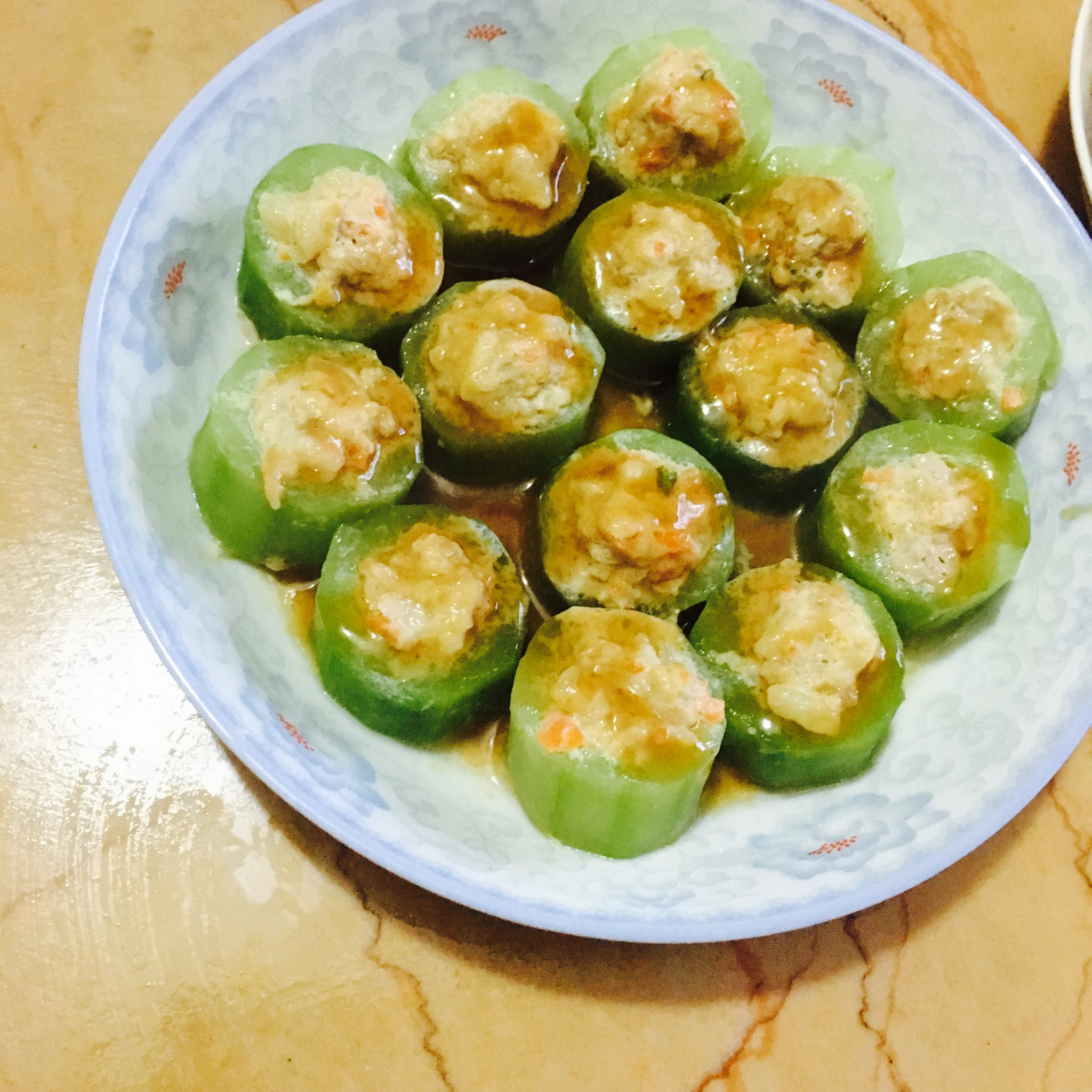 黄瓜酿肉