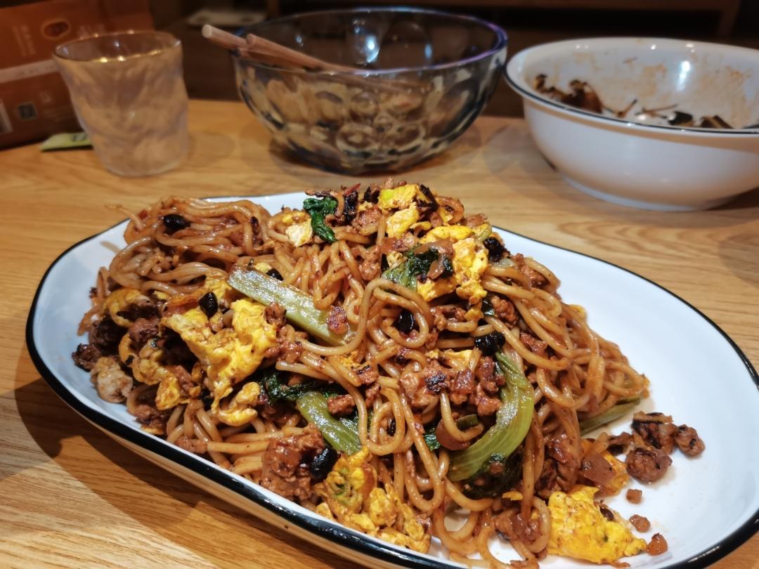 上瘾大排档—深夜炒面