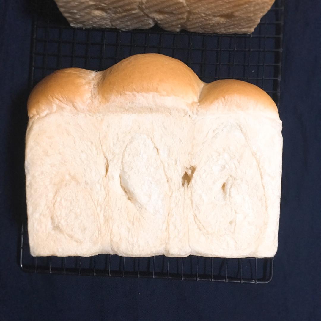 双倍浓郁椰香吐司