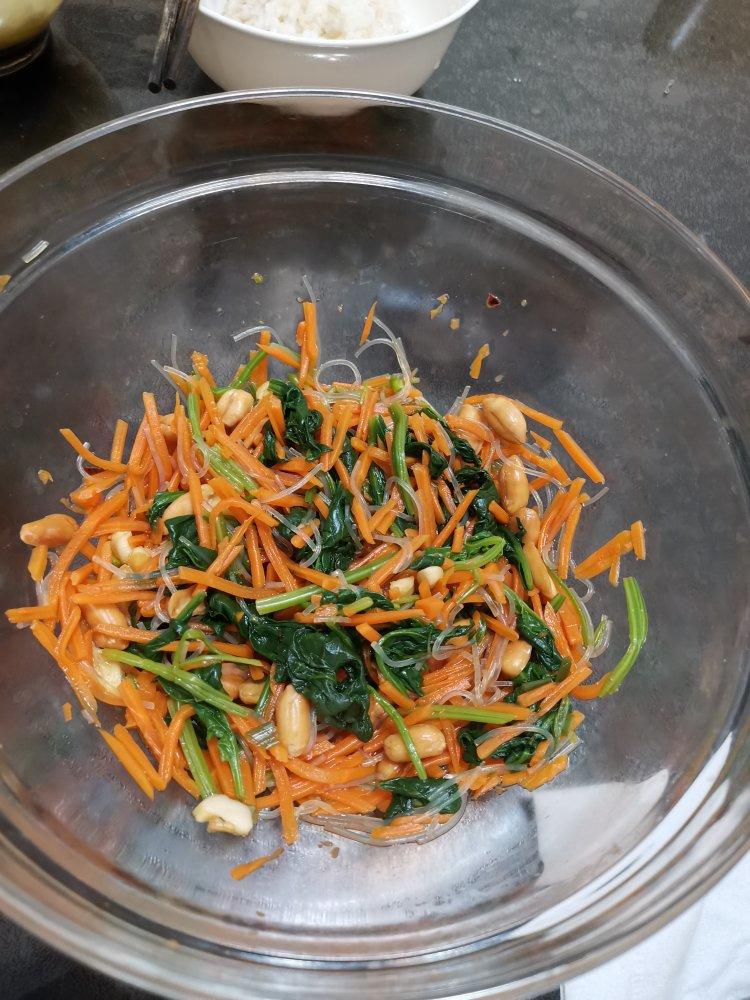 凉拌粉丝菠菜