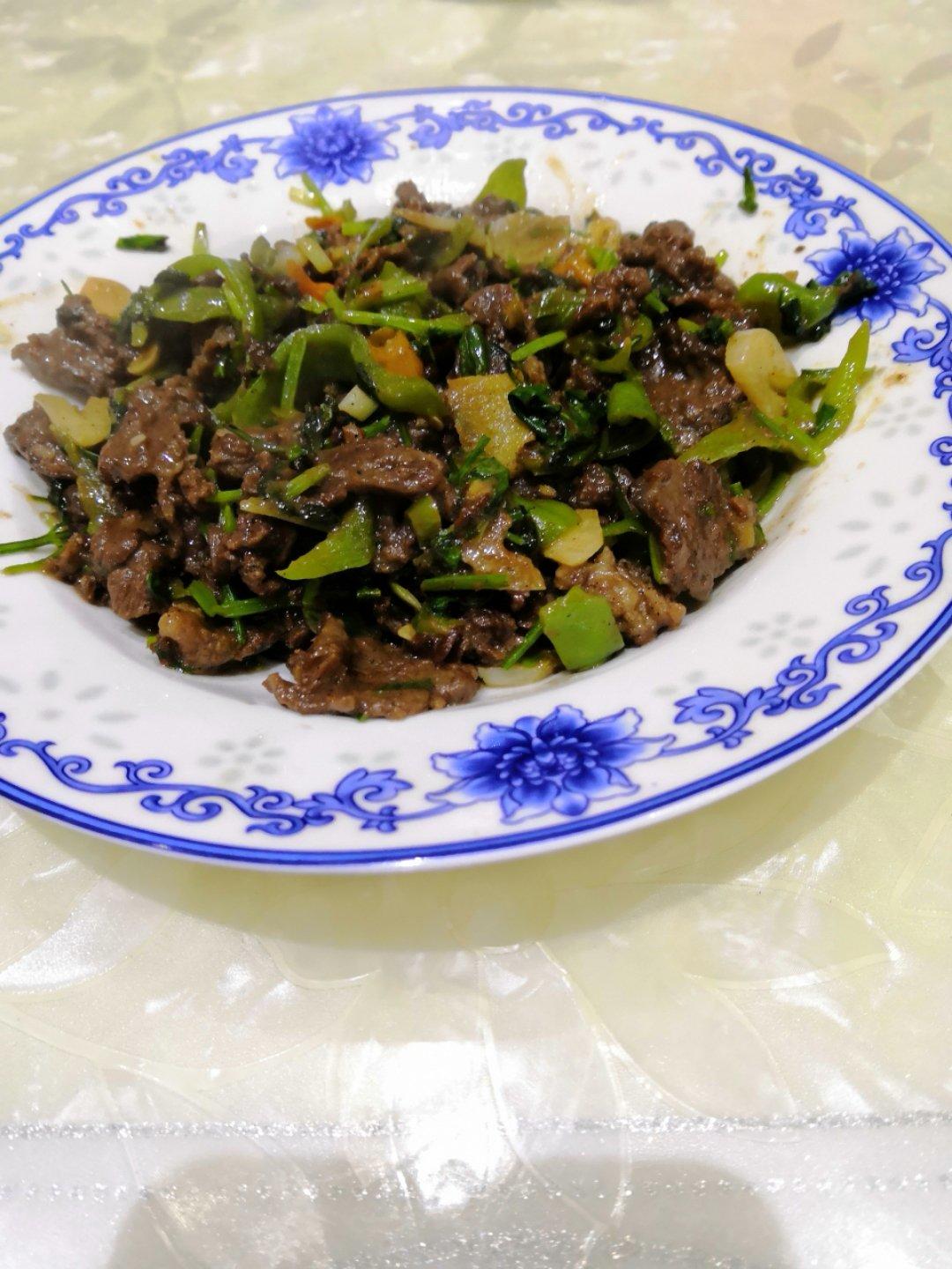 香菜牛肉