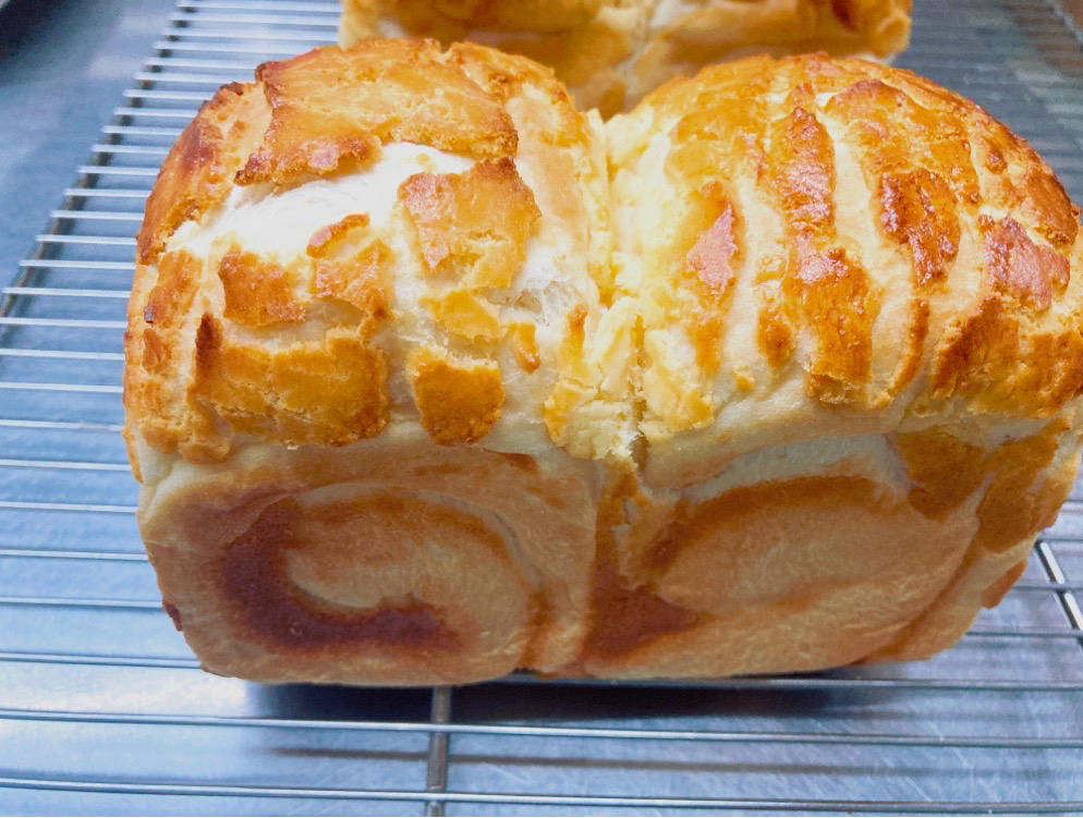 yangyangyan做的菠萝奶酥吐司