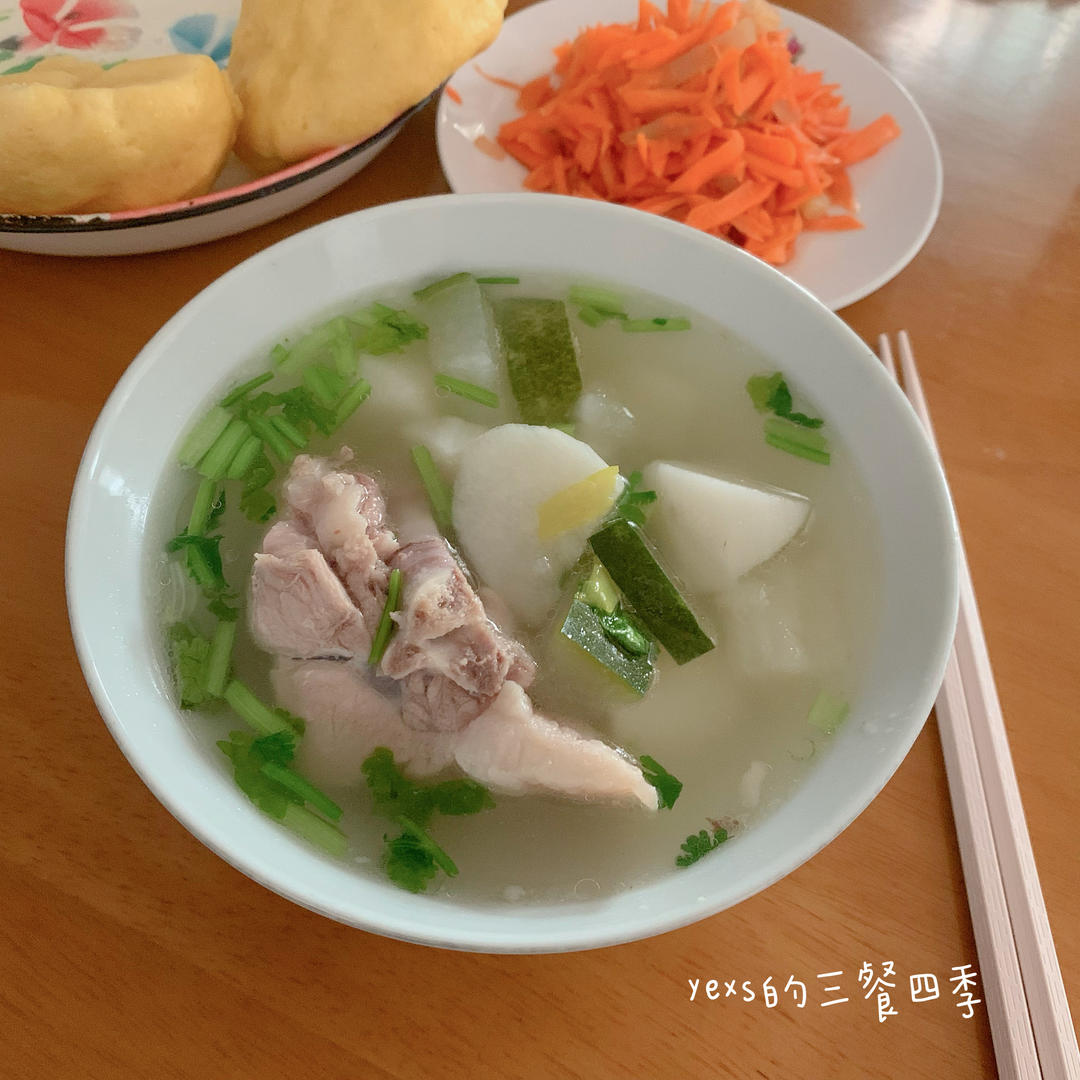 夏日养生祛湿三宝汤