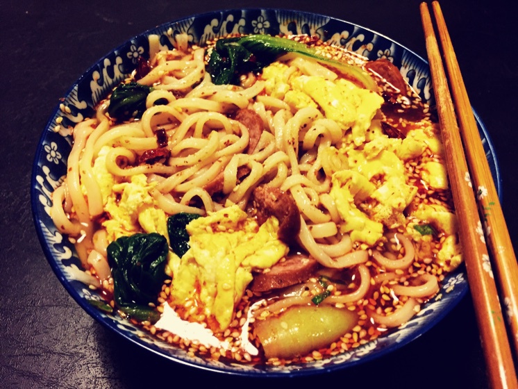 油泼辣子酸汤面