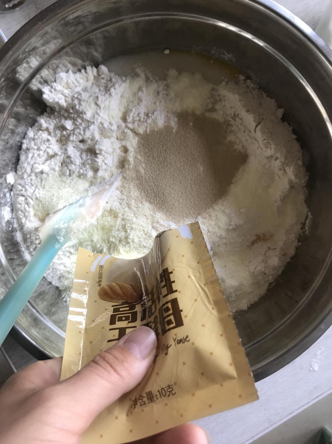 纯奶手撕吐司的做法 步骤1