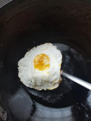 太阳蛋拌面的做法 步骤6