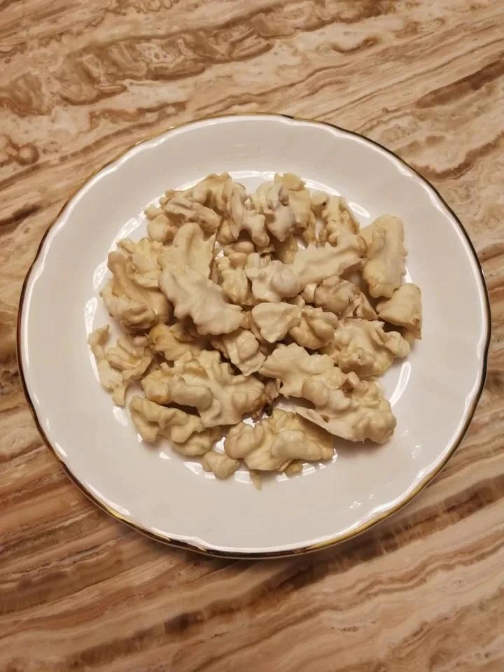 巧剥青核桃衣