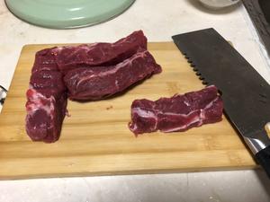 川味红烧牛肉的做法 步骤1