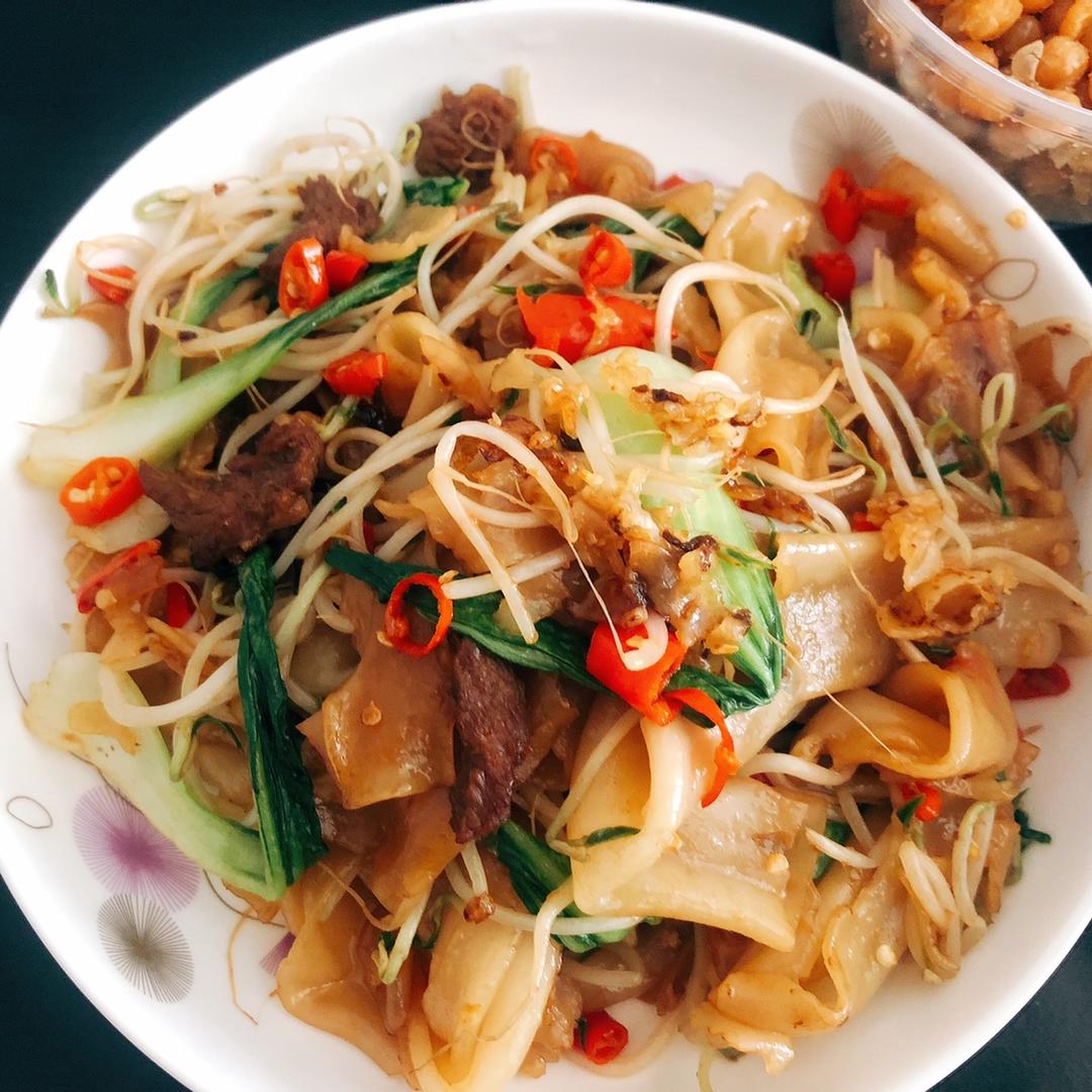 炒河粉