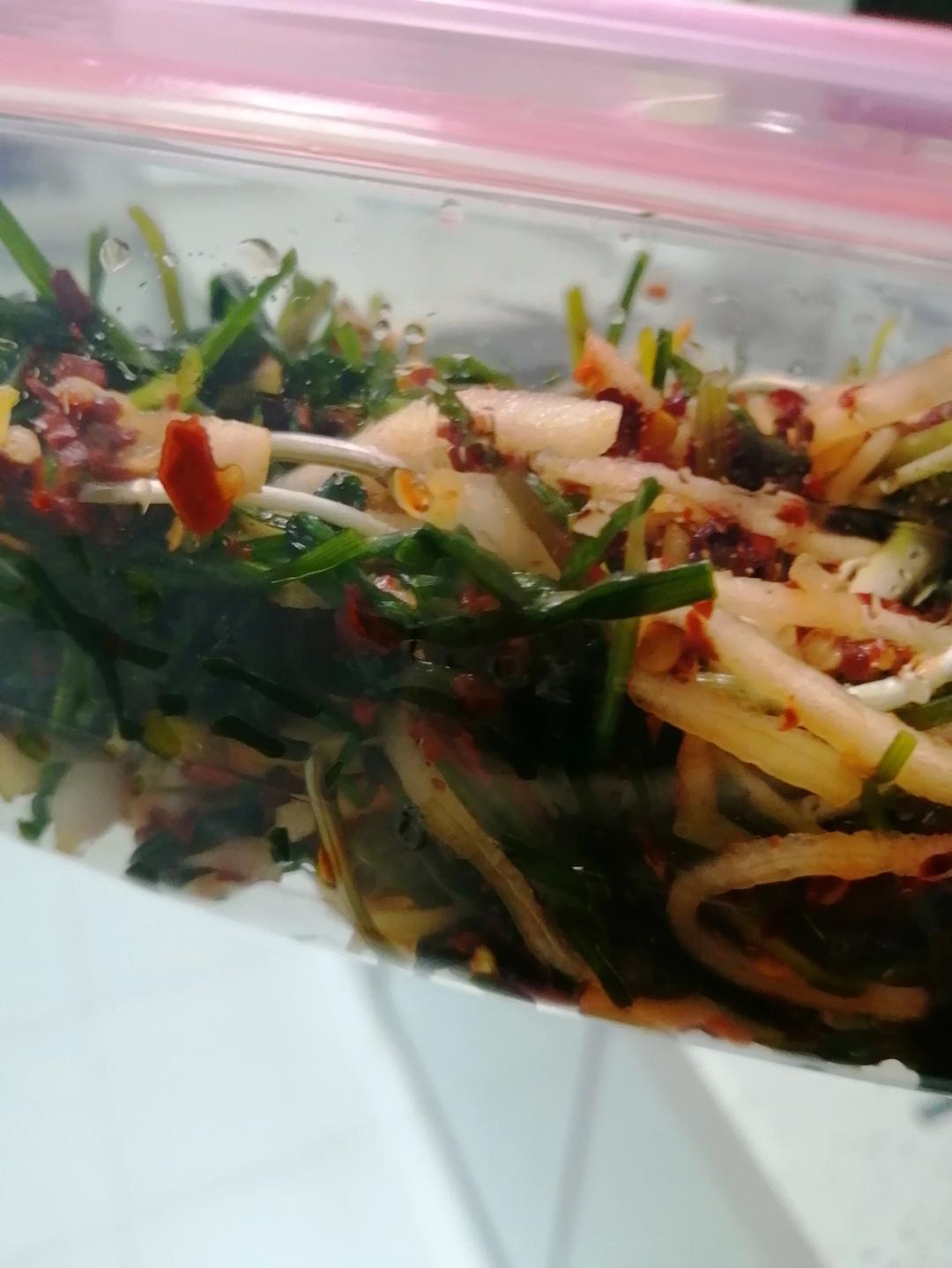 苹果丝腌野蒜