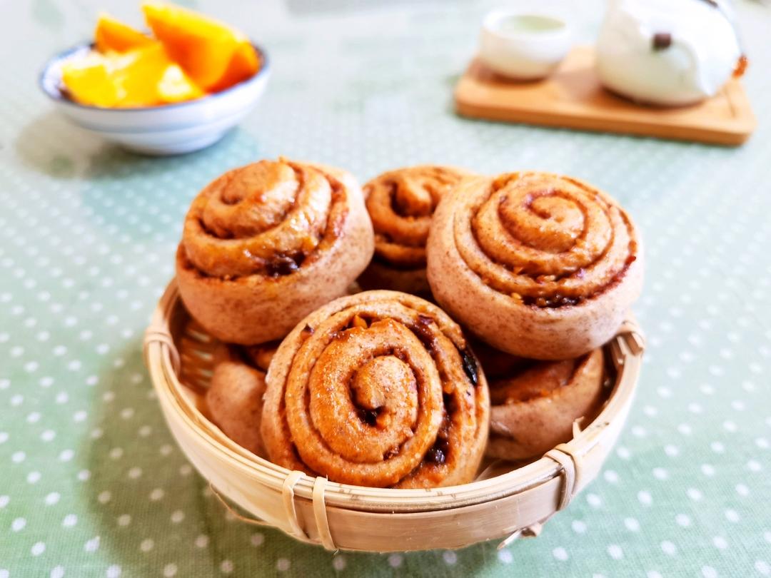 全麦红糖肉桂卷