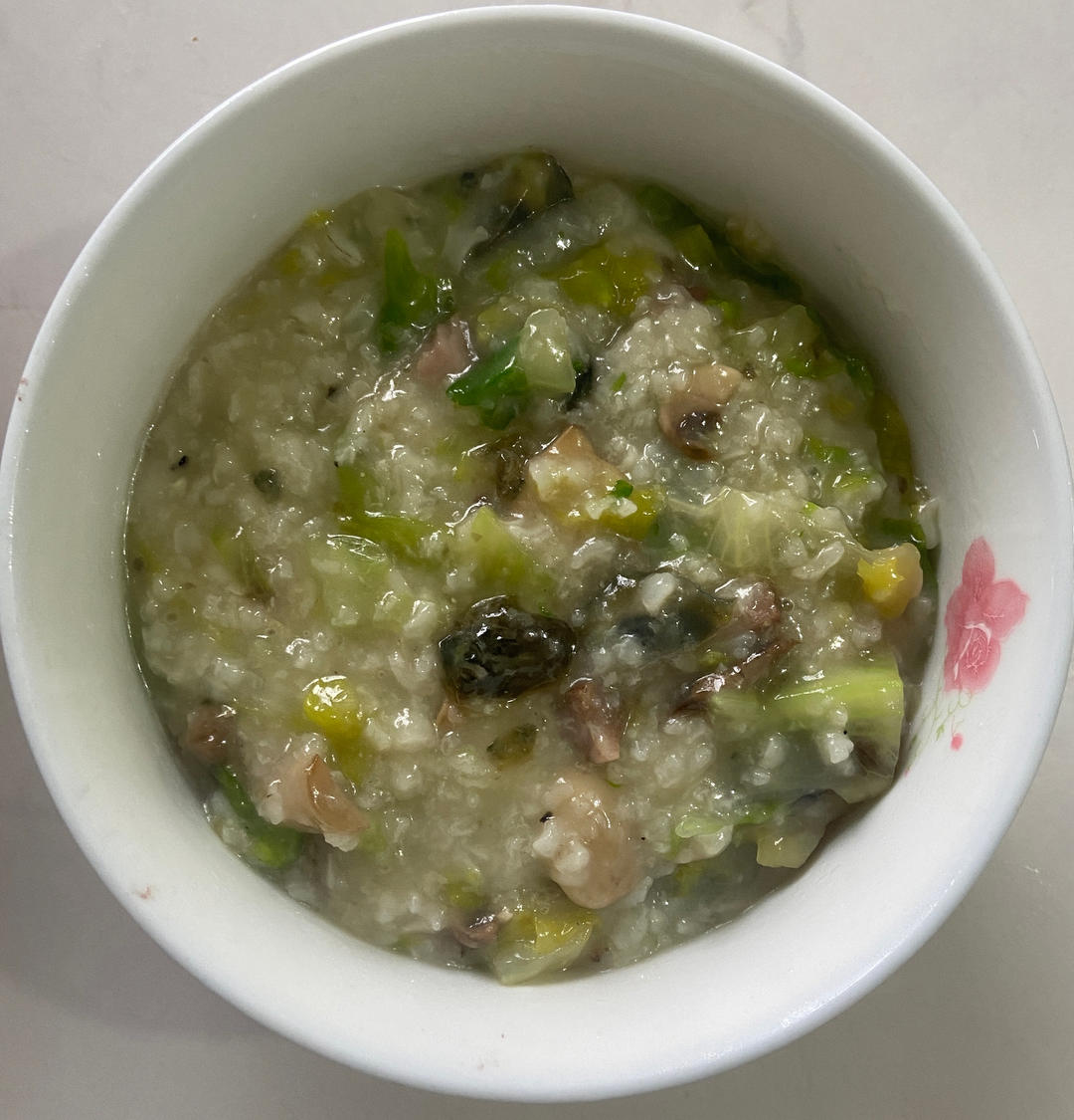 妈妈👩教我做的皮蛋瘦肉粥🥣简单快捷美味😋