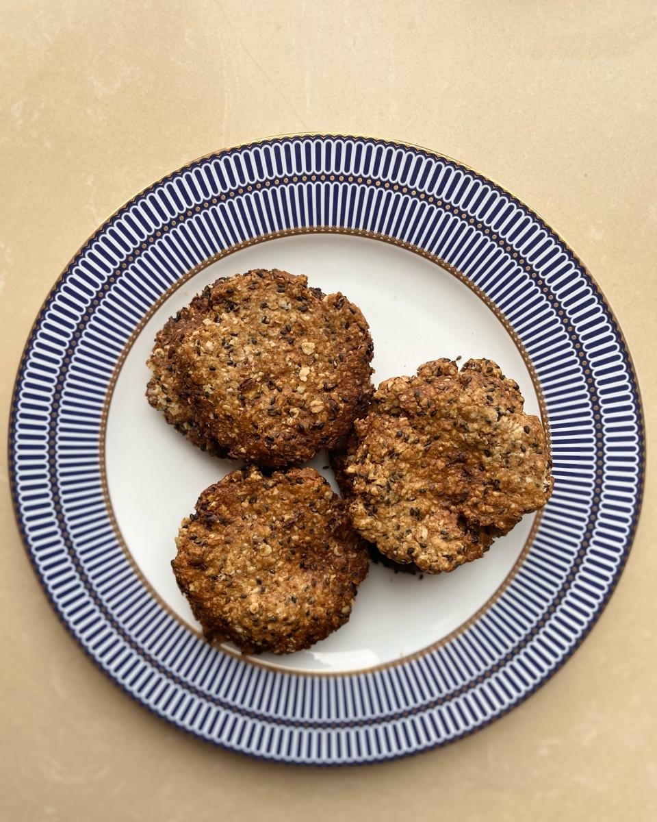 素食:有机燕麦芝麻大饼干