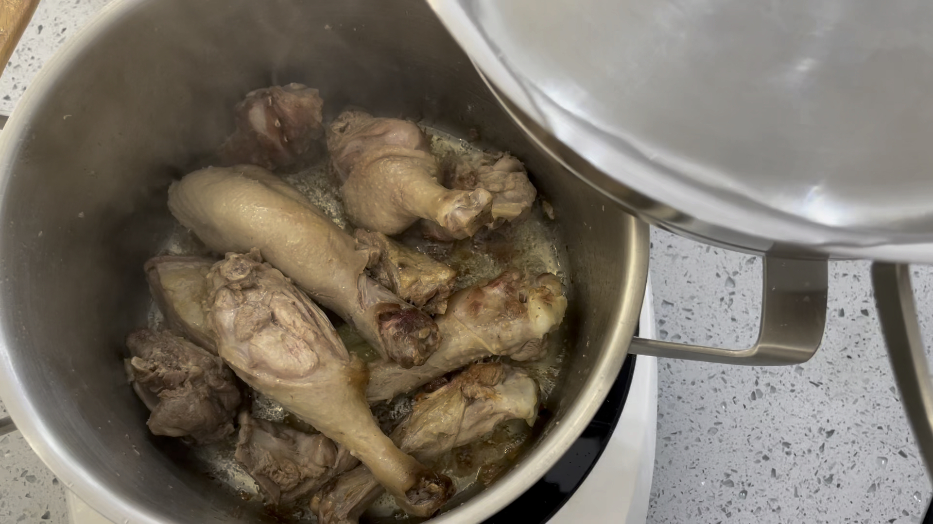 上海笋丝火腿老鸭汤 - 奶白的鲜汤是几辈人的回忆的做法 步骤10