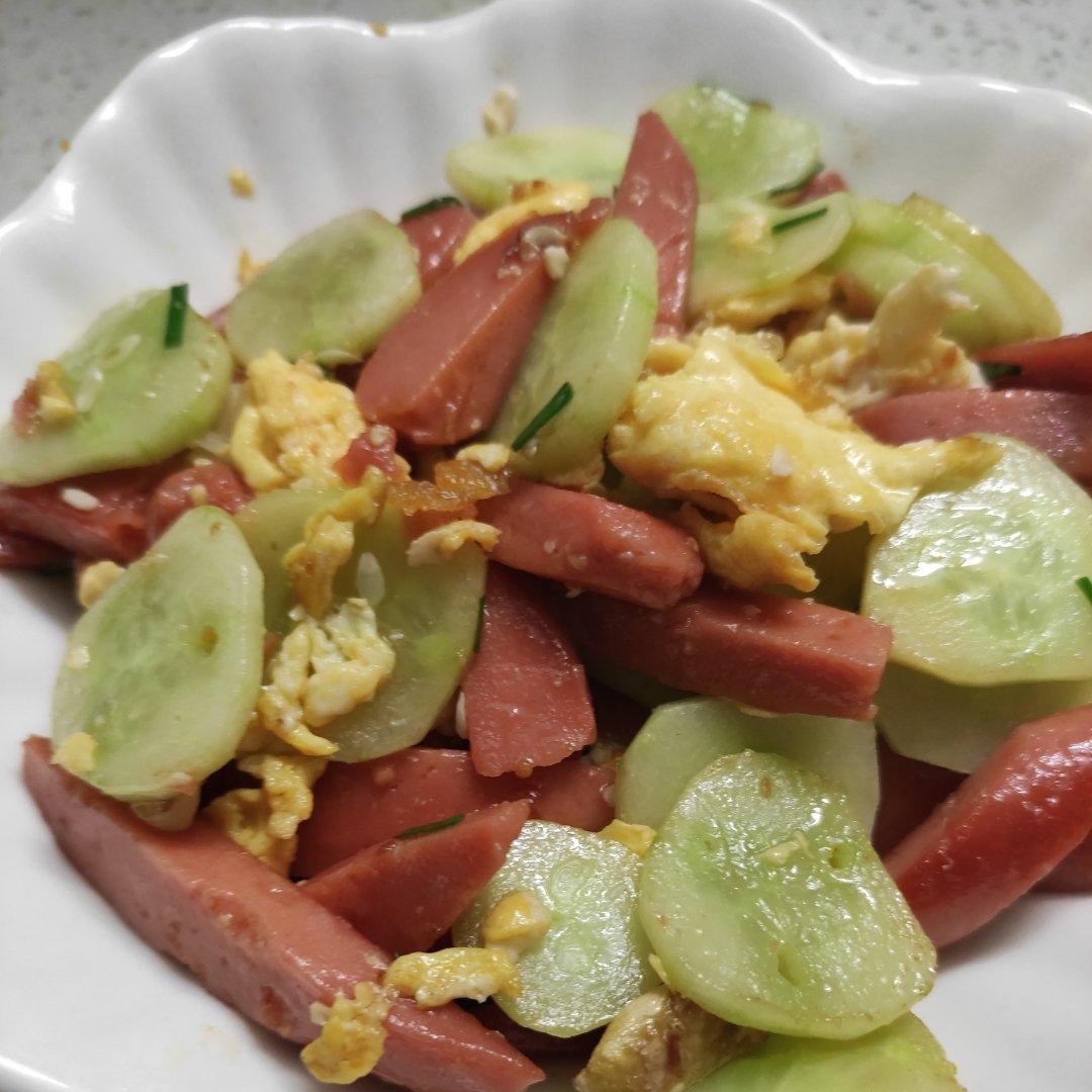 黄瓜火腿炒鸡蛋
