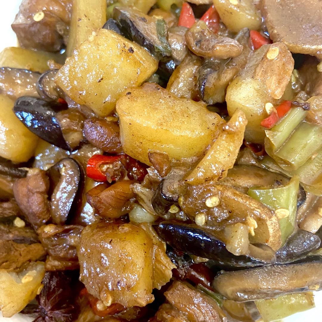 土豆鸡块（黄焖鸡）