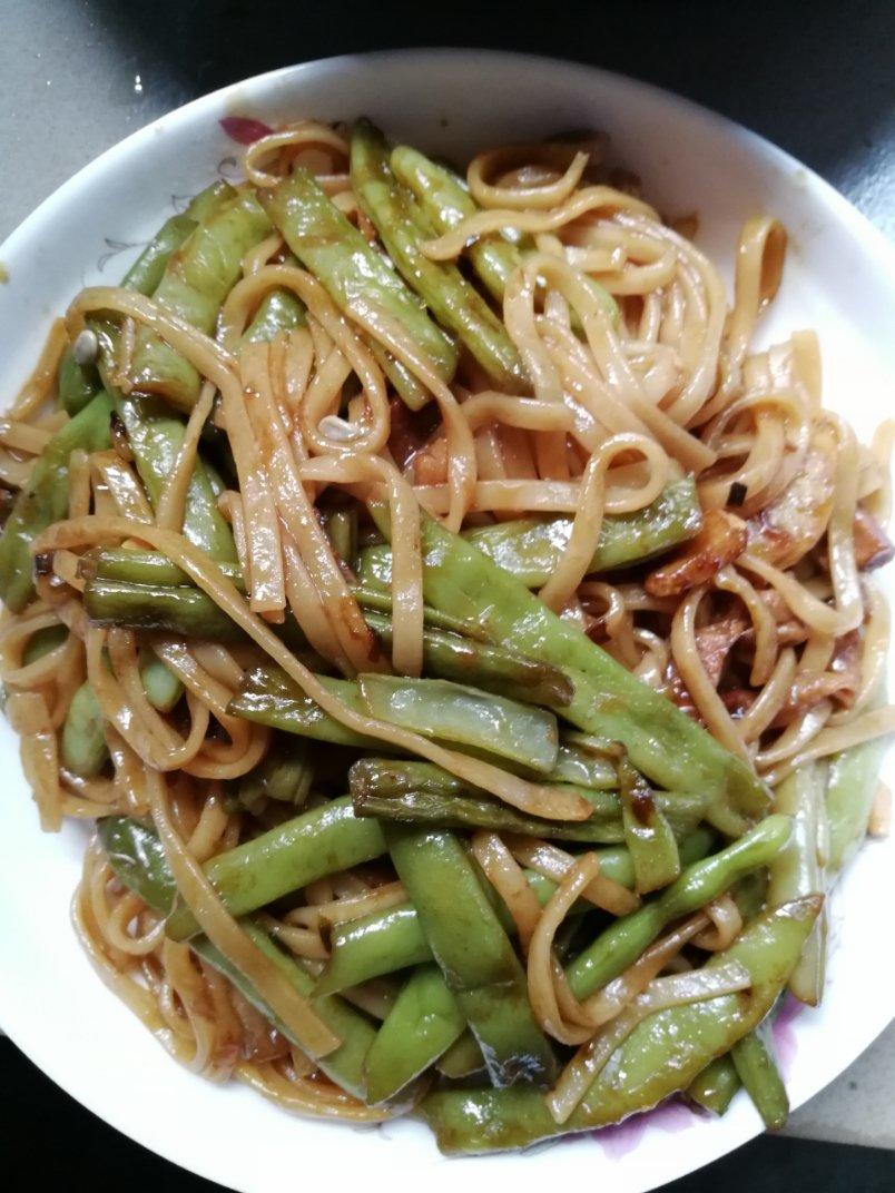 豆角焖面