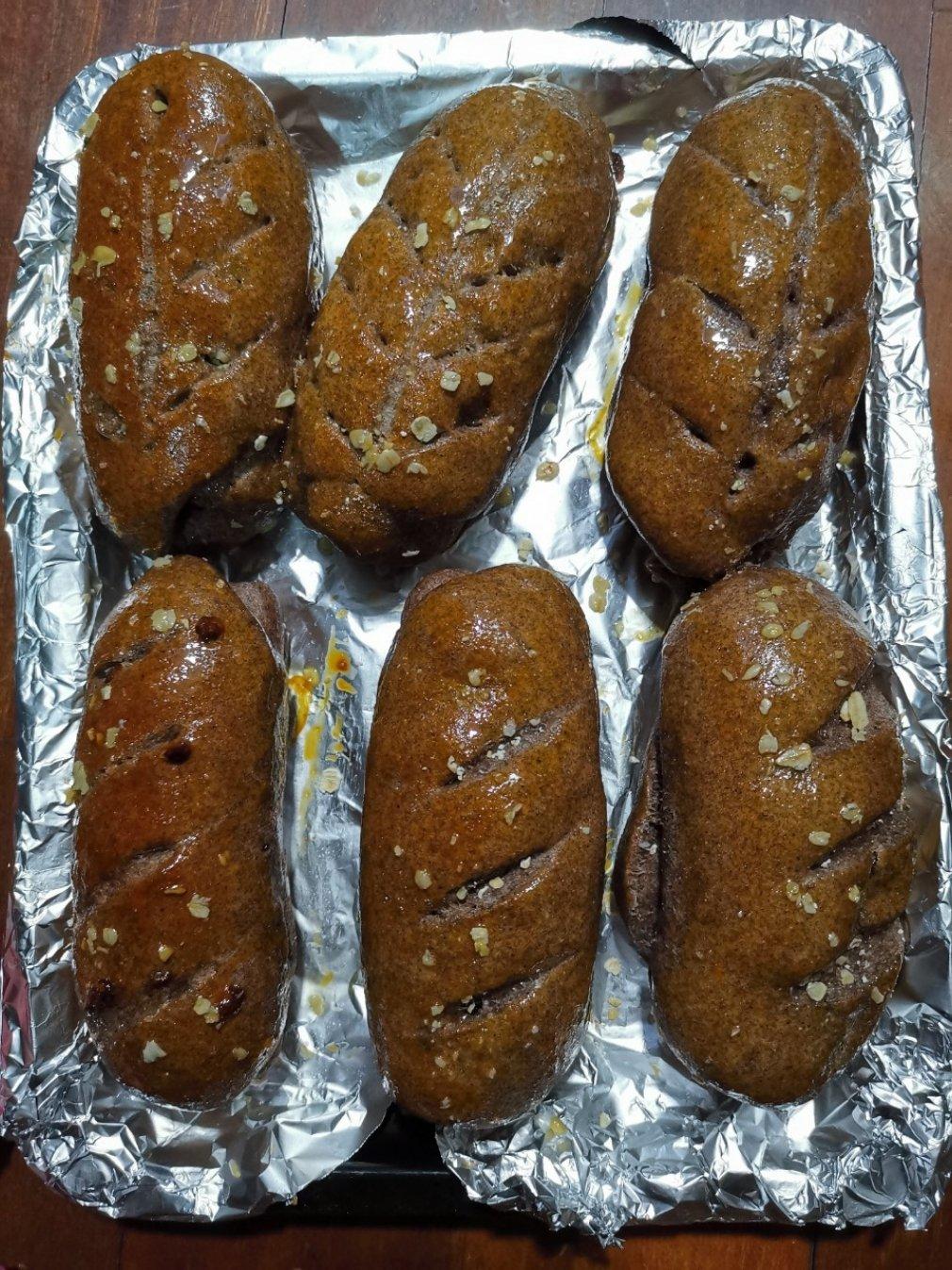 可以减肥的黑全麦面包