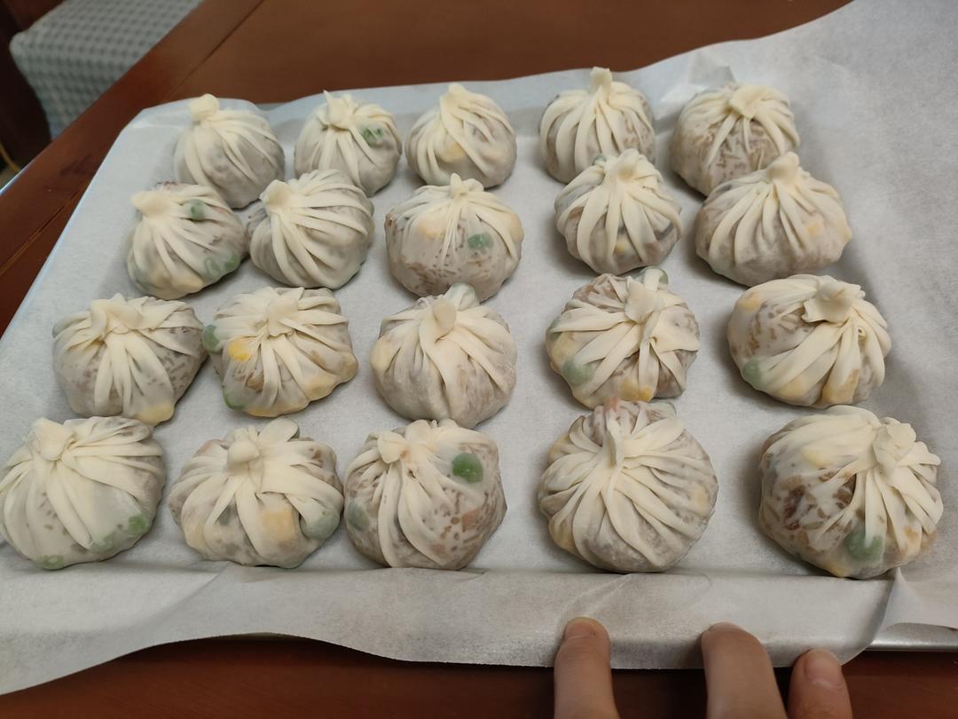 日常｜做了纸皮烧麦 超绝！