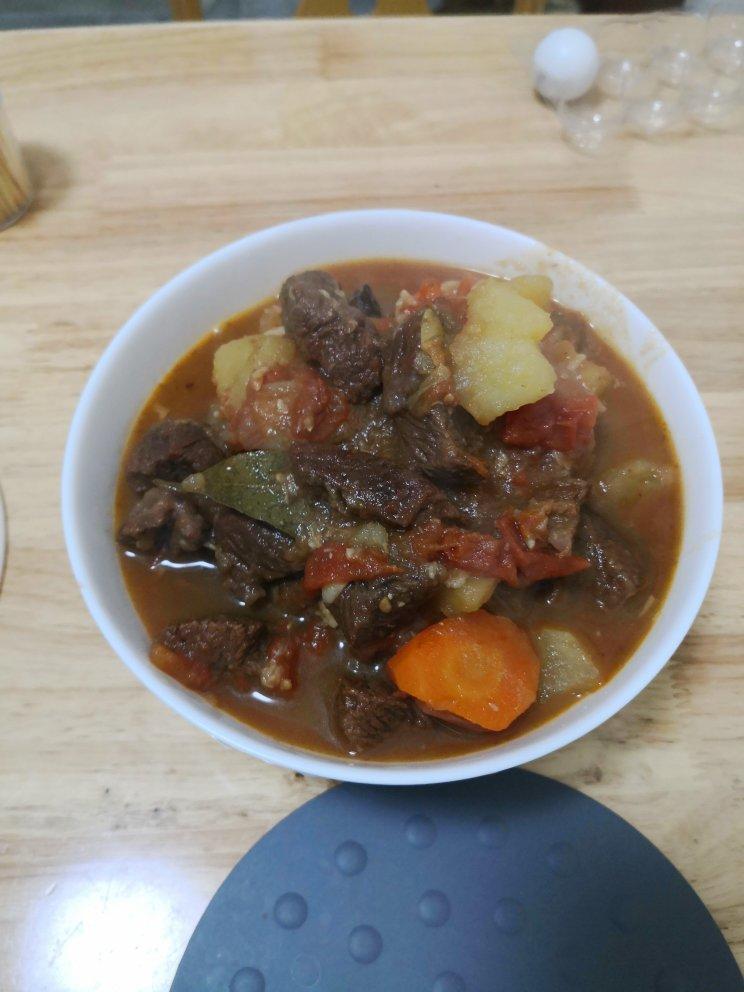 番茄炖牛肉