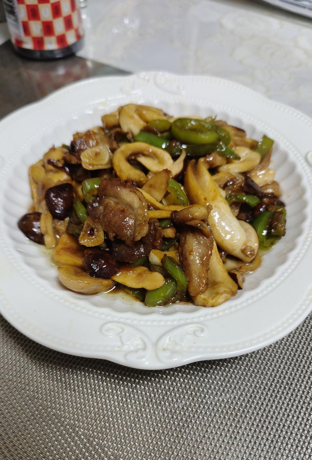 赤松茸炒肉