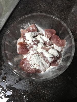 百吃不腻的蘑菇肉片汤的做法 步骤8