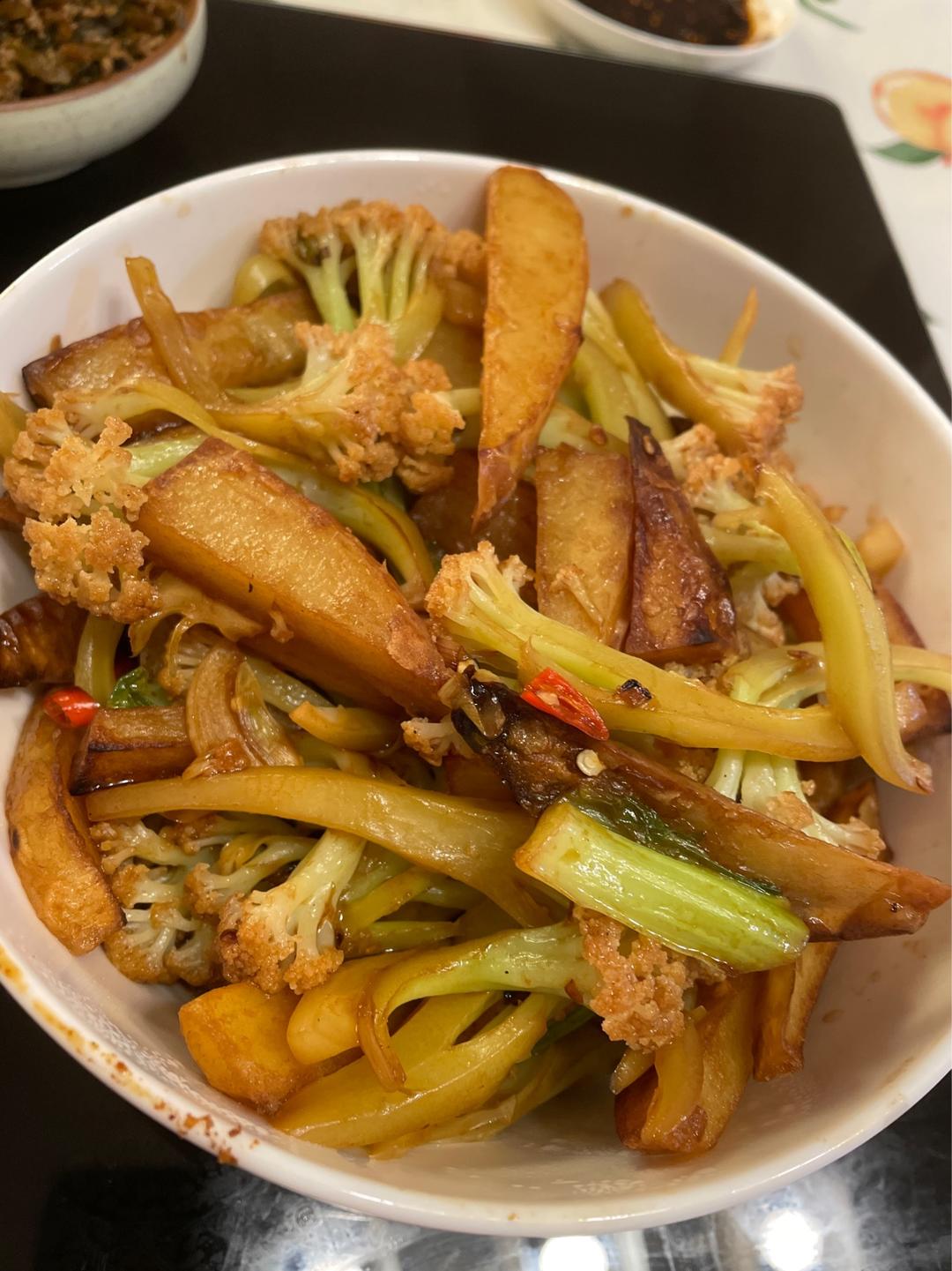 土豆烧花菜